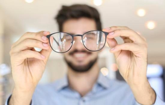 配眼镜应该注意一些什么?