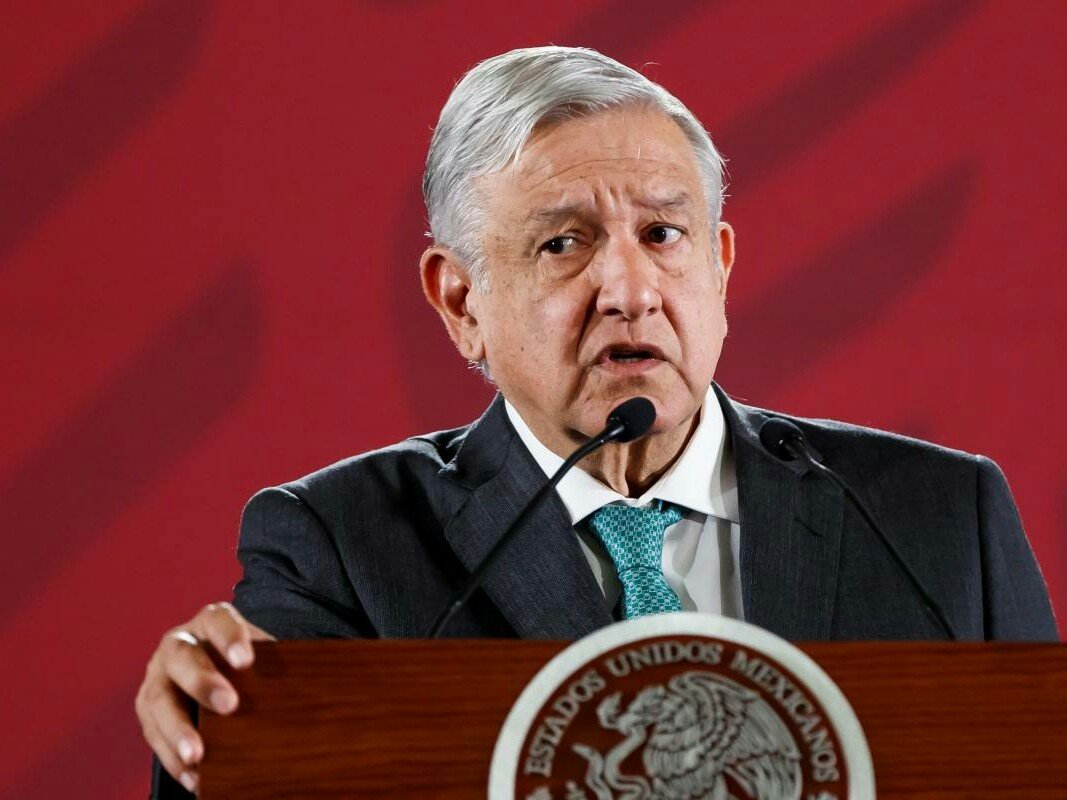 墨西哥前总统涅托出差竟然买上千把剃须刀,他究竟想干啥?