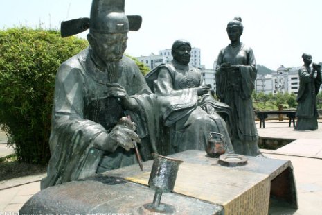 statue和sculpture的区别？