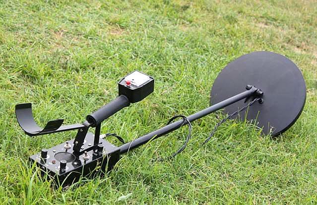 地下金属探测器一般探测的深度是多少？