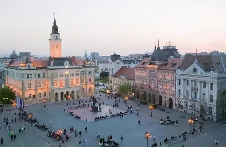 摩洛希亚共和国人口有多少？