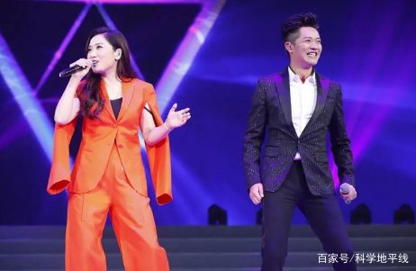 同为组合,玖月传奇到底比凤凰传奇差在哪里?