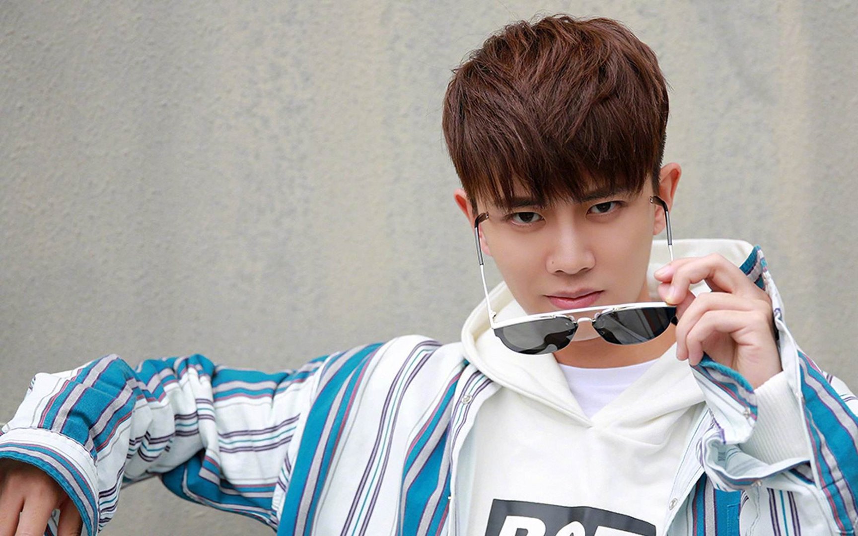 《乌鸦小姐与蜥蜴先生》定档，剧情是什么？