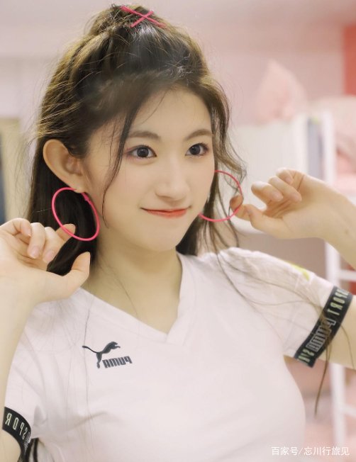 如何评价《创造营2020》的嘉兴训练生崔文美秀?