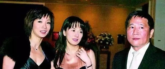 台湾女星温翠苹与一名男子约会被拍,是否好事将近了?