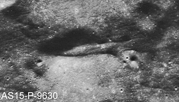 月球飞船残骸坐标