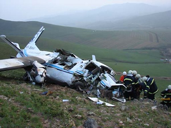 外媒公布了科比的尸检报告,他的身体当时受了多重的伤?