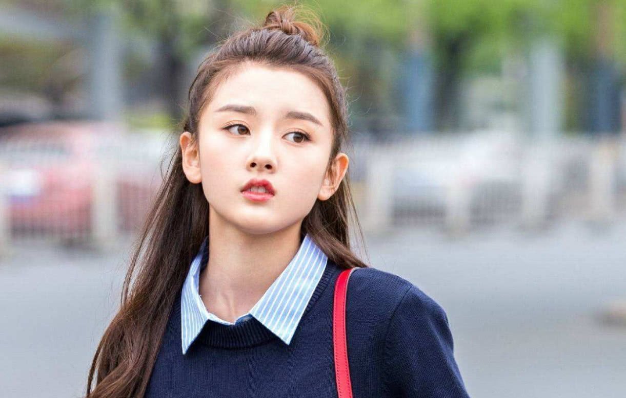 宋祖儿的家庭背景大吗?