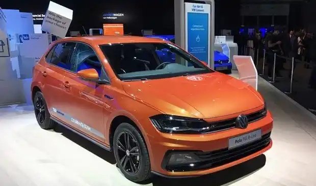 晶锐和polo哪个好？女生买polo还是晶锐