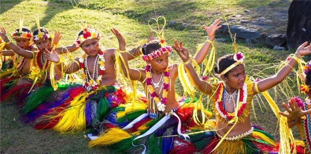 雅浦岛:摆石头炫富找老婆,还用石头当货币买房买地,这是什么传统?