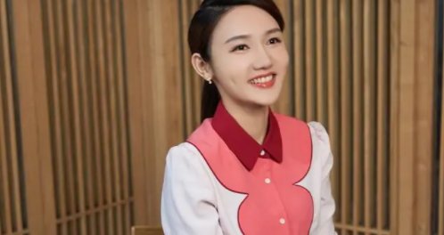 央视财经频道主持人是谁?