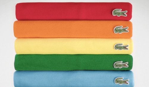 鳄鱼服装的标志是头冲哪边的?