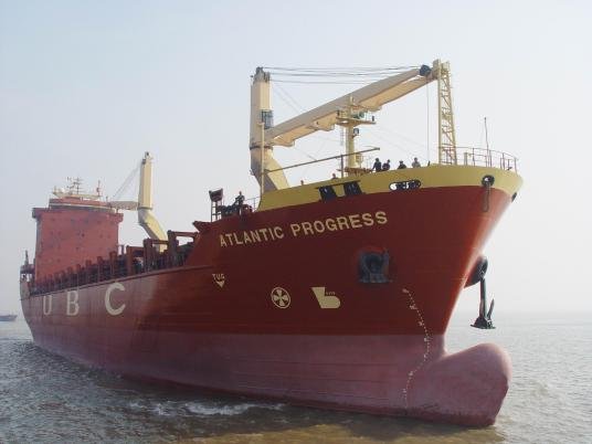 如何看待日本造的 MOL Comfort 货轮断裂?