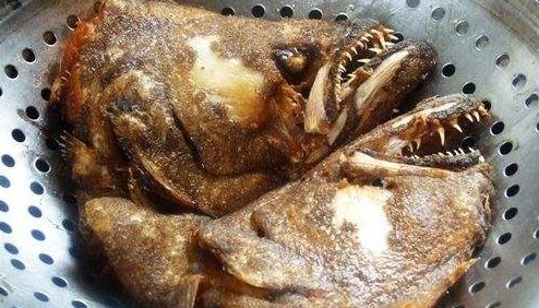 碟鱼头的做法是什么?