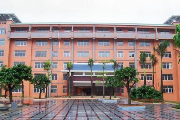 成都金牛实验中学怎么样