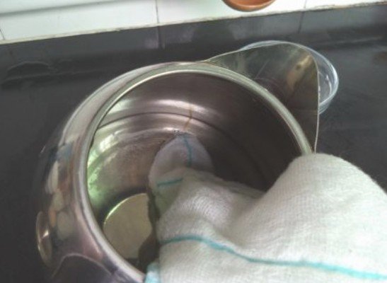 怎样去除锅炉里面的水垢？