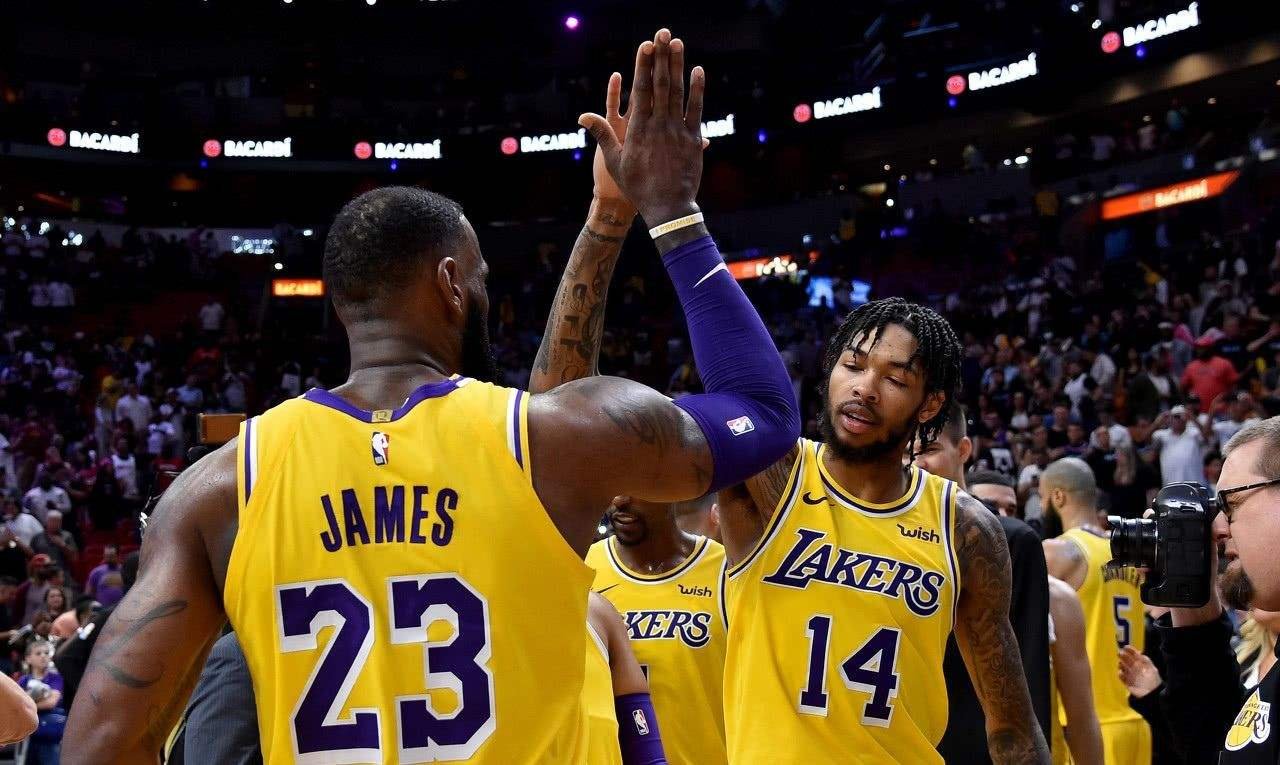 NBA常规赛中,湖人主场137-141不敌国王,湖人失利的原因是什么?