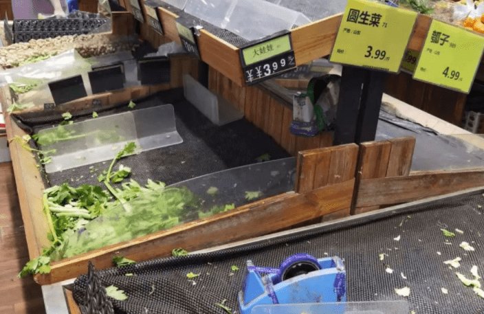 北京部分地区现抢购潮，胡锡进为此发声，他都表露了什么？