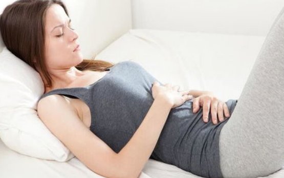 高校男生排队体验女生生理痛，这么做有哪些实质性的意义？