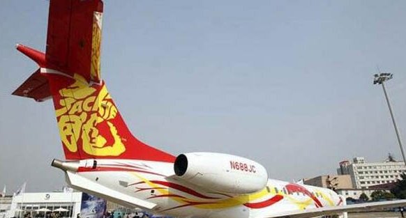 成龙大哥一共有几架私人飞机？