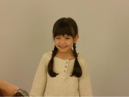 小伊利是男孩还是女孩?