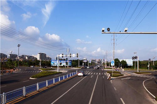 插4g卡的无线远程监控摄像头每个月要多少流量？