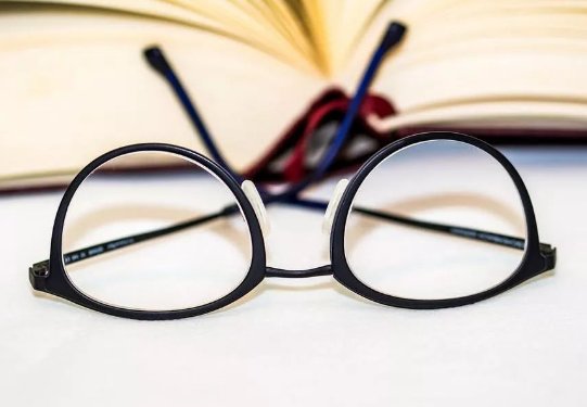 眼镜片花了教你怎样修复？