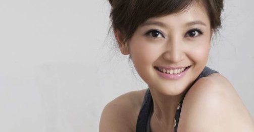 央视财经频道主持人是谁?