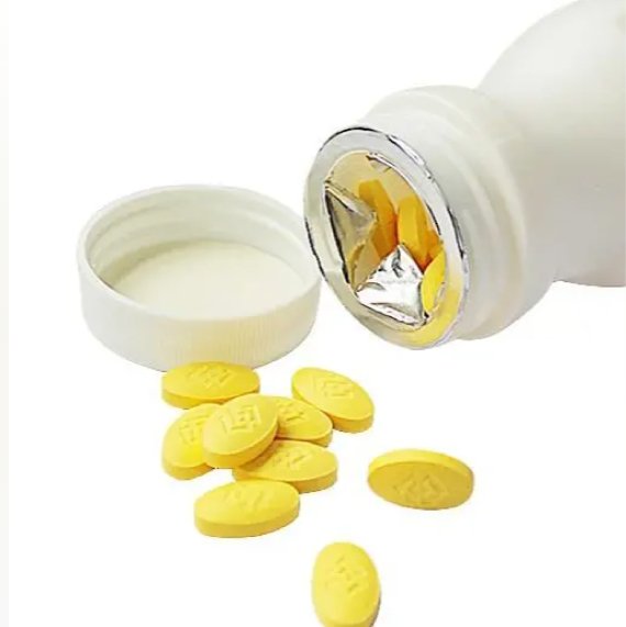 嘴唇经常干裂是什么原因造成的?