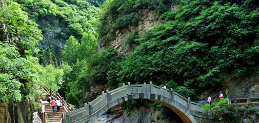 写成县西峡的作文400字