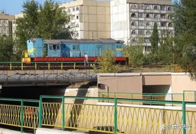 中吉乌铁路明年要开工了，这项工程建设的意义是什么？