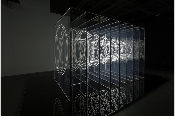 是什么原因造成LV、爱马仕、GUCCI宣布降价？