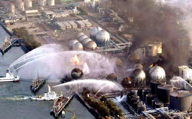 对于福岛核废水污染,俄罗斯科学家提出用氢弹轰击靠谱吗?