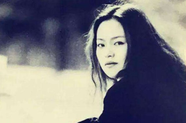 20年前筠子去世，和高晓松和汪峰有什么关系？