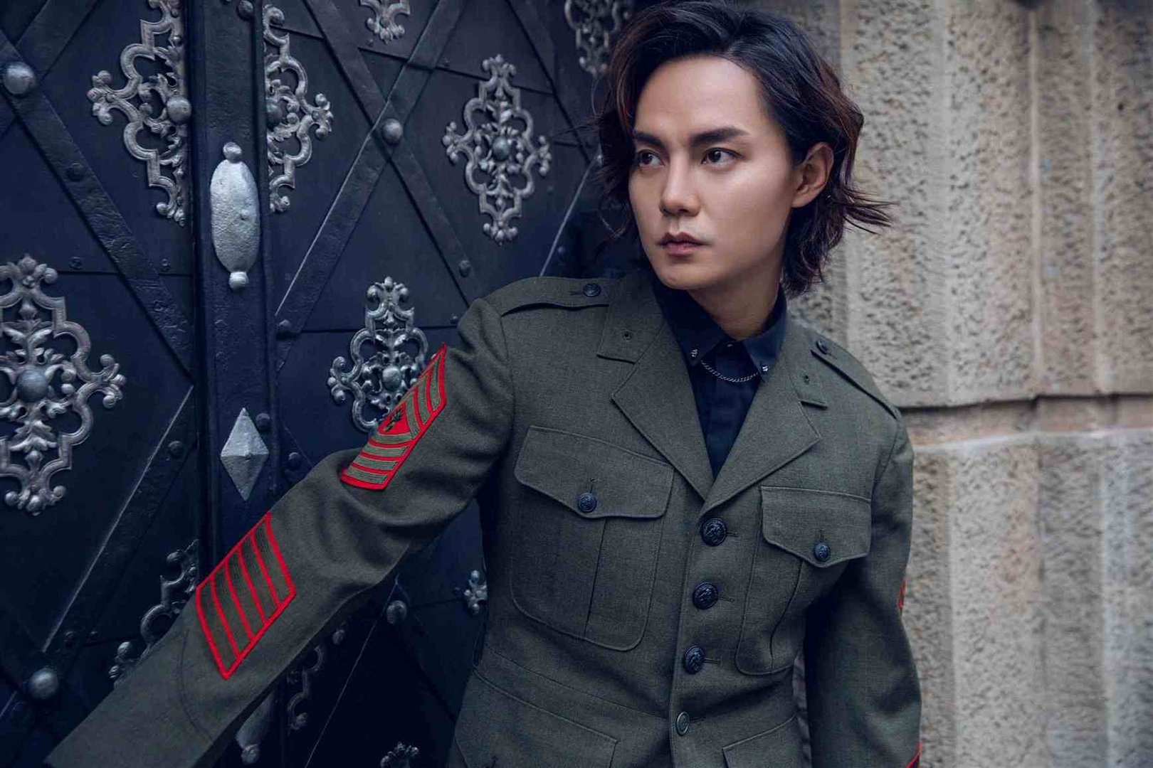 尹正晒家乡今昔对比照，他的家乡都发生了哪些变化？