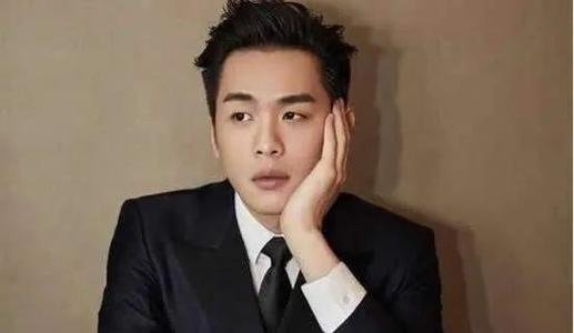 张若昀被反锁在阳台喊到前台，你被他的技能get到了吗？