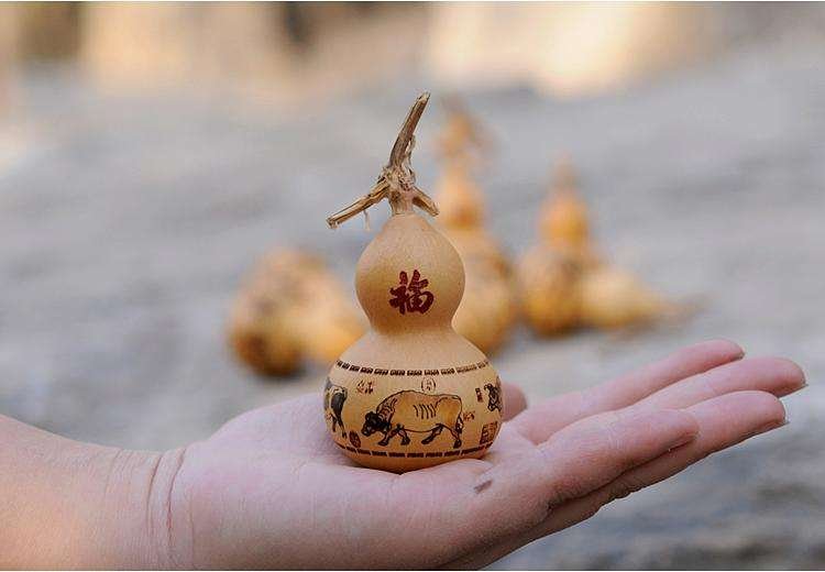 男孩子断掌代表什么意思？