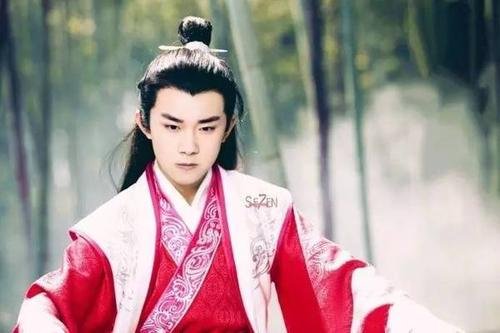 易烊千玺发布十分钟vlog,你觉得他拍视频的技术如何?