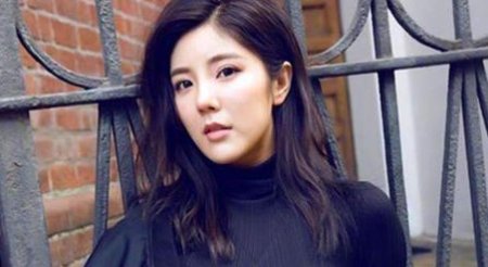 赵奕欢“领证之前都不能叫老公”引热议,你觉得她说的对吗?