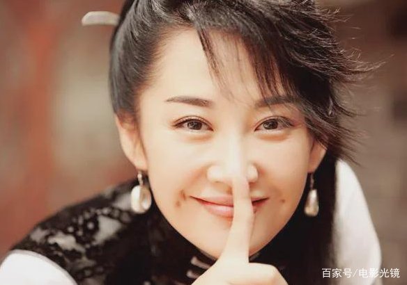 当48岁的许晴遇上46岁的俞飞鸿， 她们俩谁更好看一些呢？