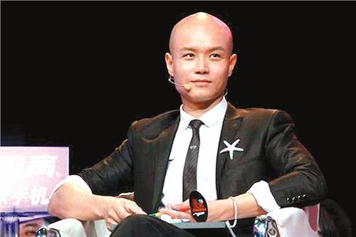 《非诚勿扰》的主持人乐嘉现在过的怎么样？