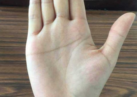 男孩子断掌代表什么意思？