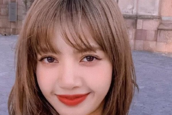 Lisa确诊感染新冠，她究竟是如何被感染的？