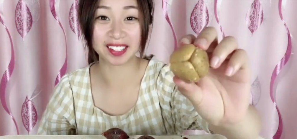 蛇皮果怎么吃图解