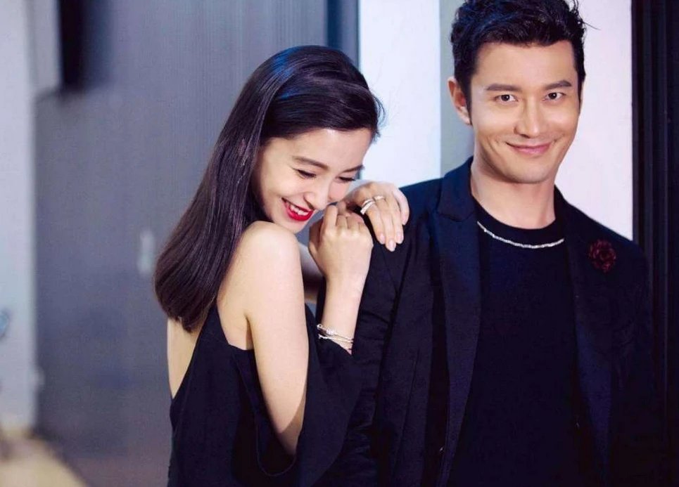 网传黄晓明低价变卖豪宅，他是不是在为离婚分割财产？