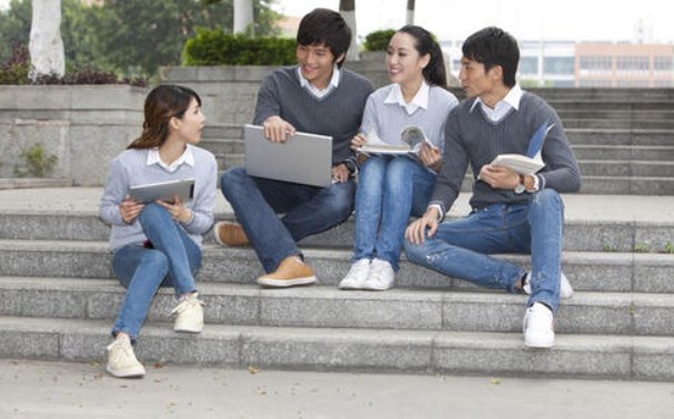 大学生职业生涯规划论文2000字