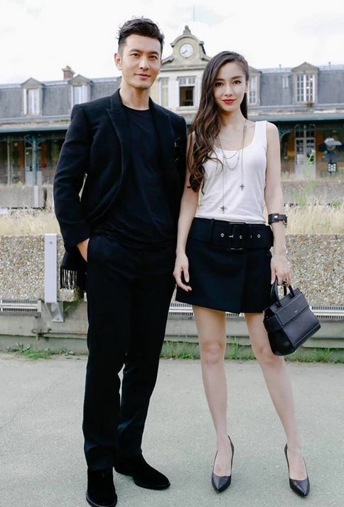 网传黄晓明低价变卖豪宅，他是不是在为离婚分割财产？