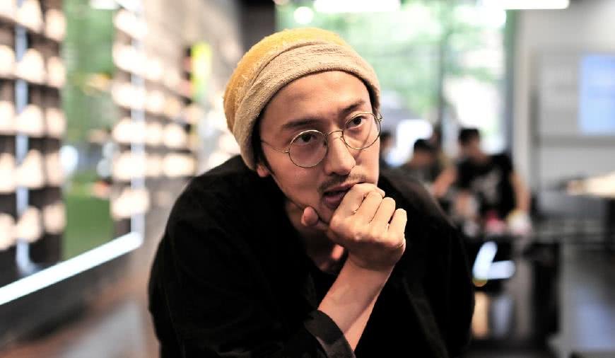 网爆王传君女友是刘倩，两人是在爱情公寓中结情的吗？