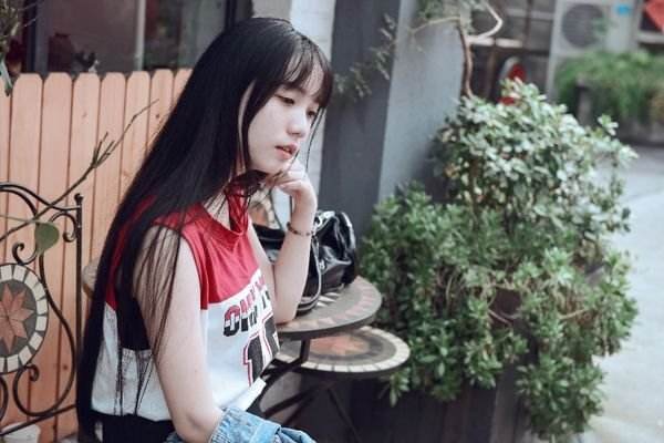 三毛：平凡简单，安于平凡，真不简单。倘若注定平凡，你是否愿意安于平凡？