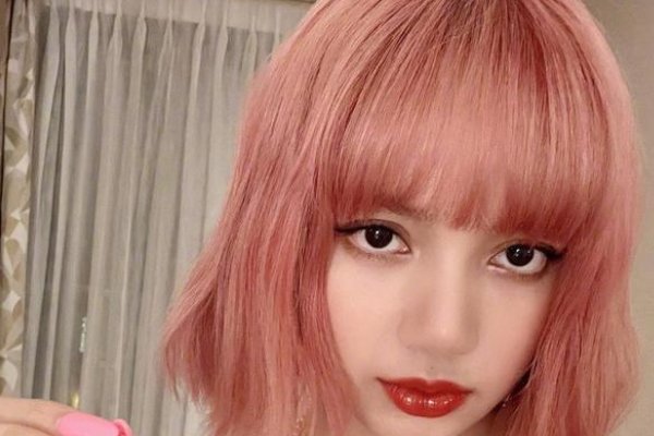 Lisa确诊感染新冠，她究竟是如何被感染的？